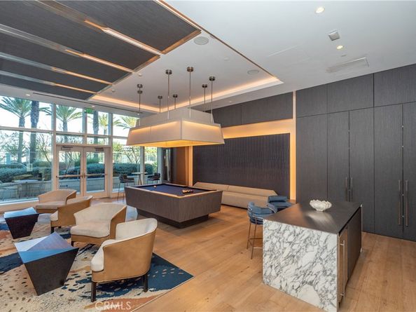 877 Francisco Street 819, Los Angeles CA 90017