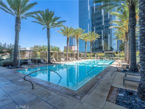 877 Francisco Street 819, Los Angeles CA 90017