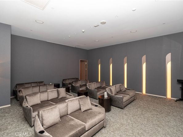 877 Francisco Street 819, Los Angeles CA 90017
