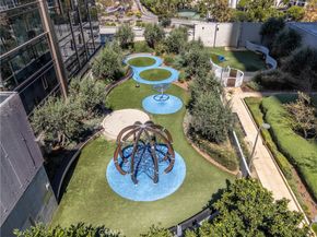 877 Francisco Street 819, Los Angeles CA 90017