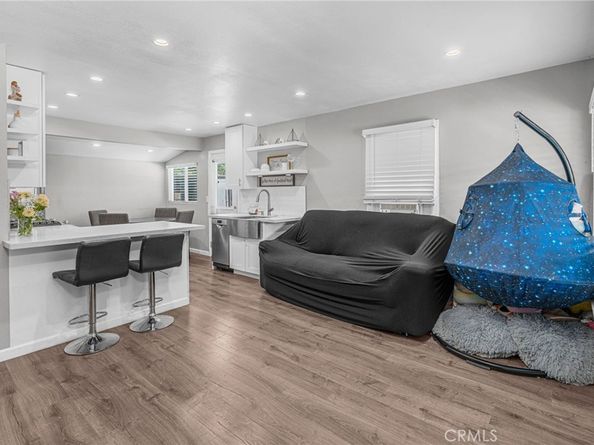 3312 California Avenue, Signal Hill CA 90755