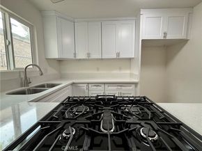 1705 E 111th Place, Los Angeles CA 90059