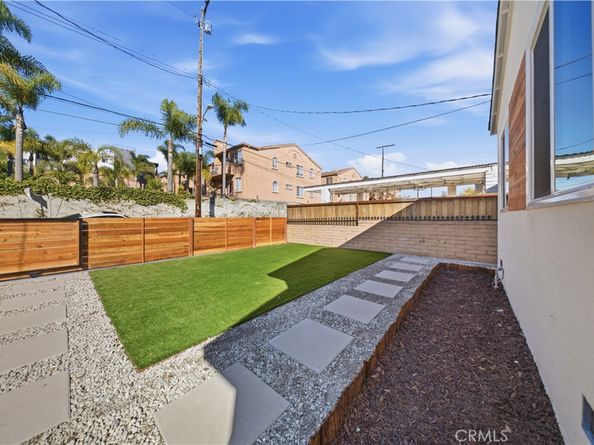 806 W 219th Street, Torrance CA 90502