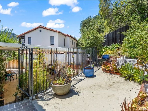 535 Arch Place, Glendale CA 91206