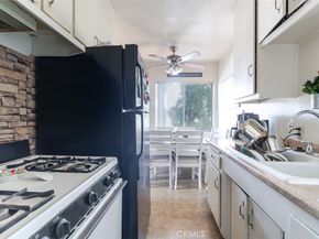 1757 E Villa Street, Pasadena CA 91106