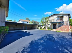 1757 E Villa Street, Pasadena CA 91106