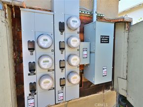 1757 E Villa Street, Pasadena CA 91106