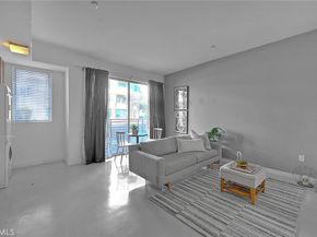 217 S Marengo 110, Pasadena CA 91101