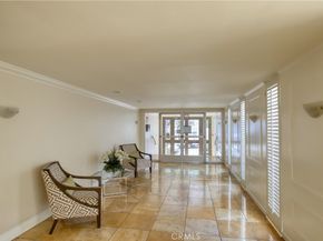 1000 S Westgate Avenue 212, Los Angeles CA 90049