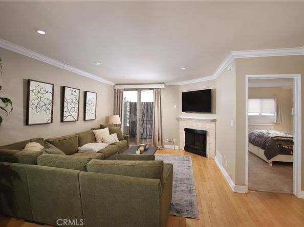 1000 S Westgate Avenue 212, Los Angeles CA 90049