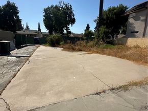 2310 N Catalina Street, Burbank CA 91504