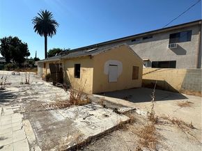 2310 N Catalina Street, Burbank CA 91504