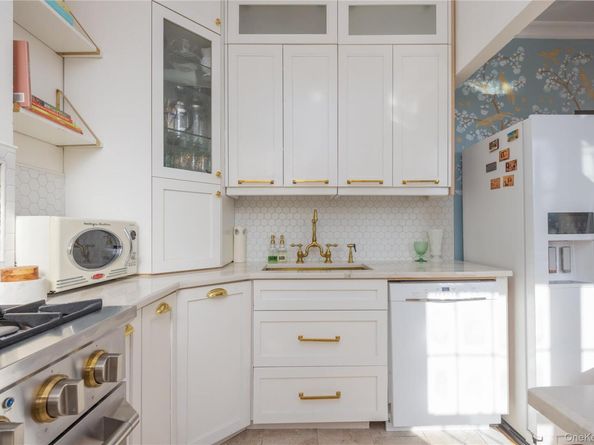 824 Bronx River Road 4B, Bronxville NY 10708