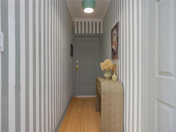 824 Bronx River Road 4B, Bronxville NY 10708