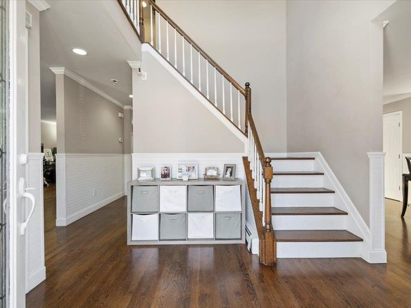 2007 Brook Place, Bellmore NY 11710
