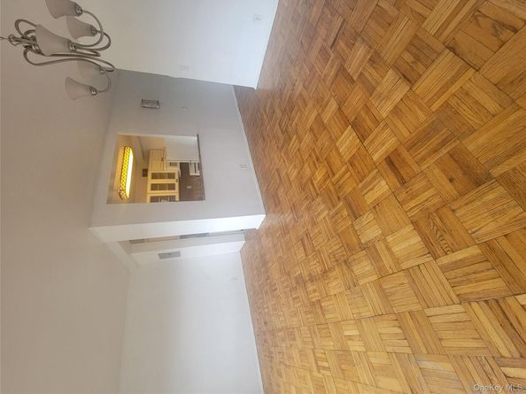 6 Fordham hill Oval 15F, Bronx NY 10468