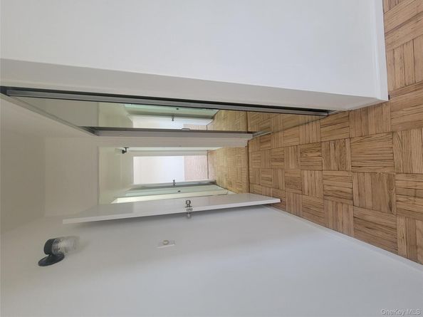 6 Fordham hill Oval 15F, Bronx NY 10468