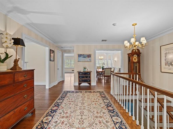 52 Oakledge Road, Bronxville NY 10708