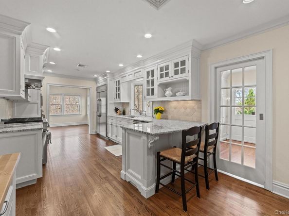 52 Oakledge Road, Bronxville NY 10708