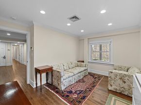 52 Oakledge Road, Bronxville NY 10708
