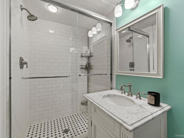 52 Oakledge Road, Bronxville NY 10708