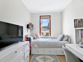 68-21 75 Street, Middle Village NY 11379