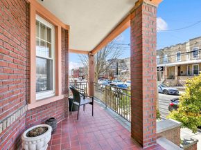68-21 75 Street, Middle Village NY 11379