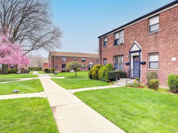 196-57 69th Avenue 1, Fresh Meadows NY 11365