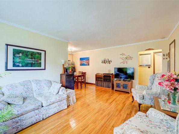 196-57 69th Avenue 1, Fresh Meadows NY 11365