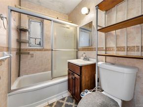 221-15 Manor Road UPPER, Queens Village NY 11427