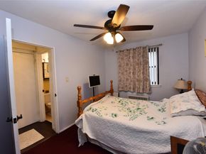 87-30 204 Street B48, Hollis NY 11423