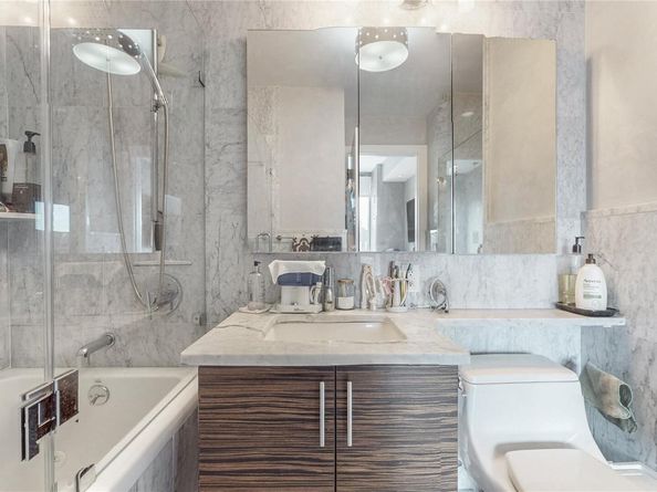 11-24 31st Avenue, Astoria NY 11106