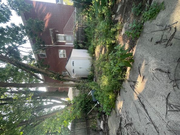 155-17 65th Ave, Flushing NY 11367