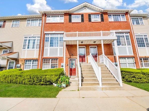 114 Beacon Lane 74, Bronx NY 10473