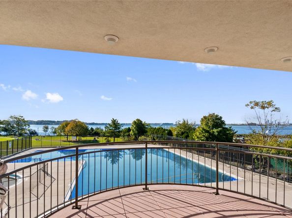 114 Beacon Lane 74, Bronx NY 10473