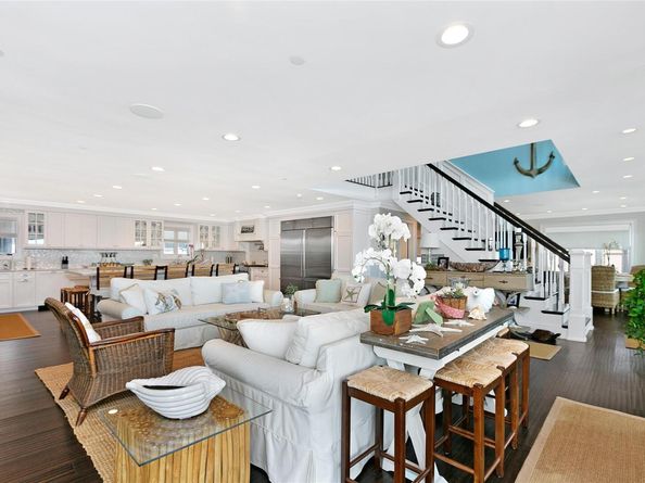 879 Oceanfront, Long Beach NY 11561