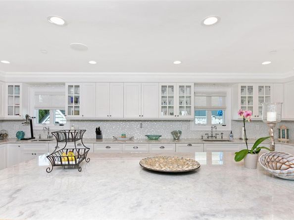 879 Oceanfront, Long Beach NY 11561