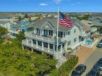 879 Oceanfront