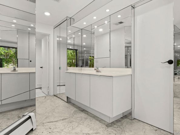 3 South Run, Cold Spring Harbor NY 11724