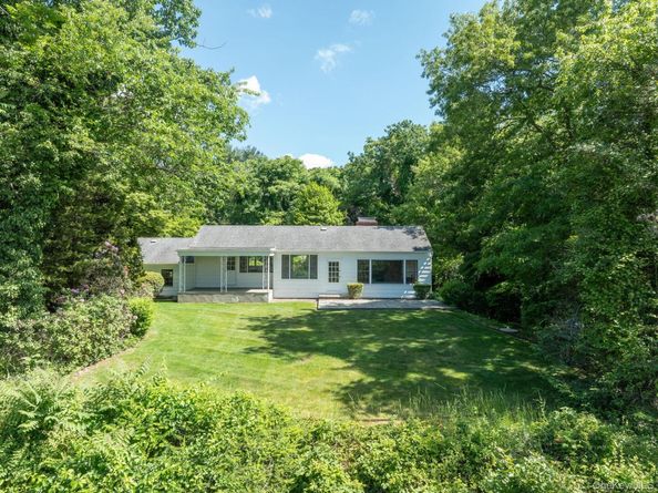3 South Run, Cold Spring Harbor NY 11724
