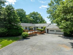 3 South Run, Cold Spring Harbor NY 11724