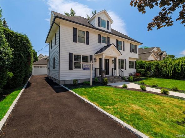 12 Shepherd Street, Rockville Centre NY 11570