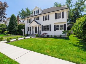 12 Shepherd Street, Rockville Centre NY 11570