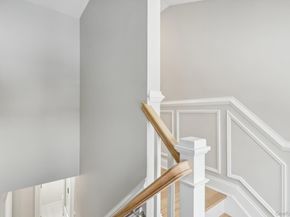 12 Shepherd Street, Rockville Centre NY 11570