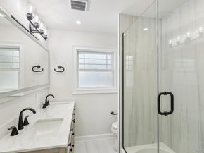 12 Shepherd Street, Rockville Centre NY 11570