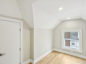 12 Shepherd Street, Rockville Centre NY 11570