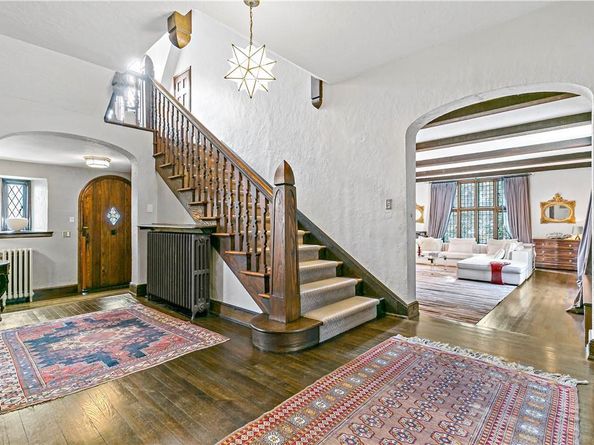 31 Old Army Road, Scarsdale NY 10583