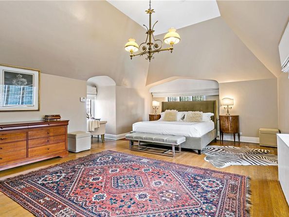 31 Old Army Road, Scarsdale NY 10583