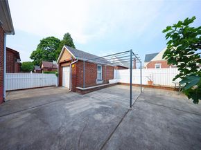 95-15 243rd Street, Floral Park NY 11001