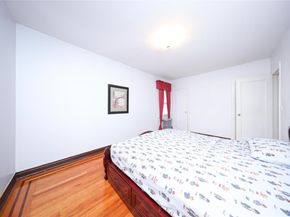 95-15 243rd Street, Floral Park NY 11001